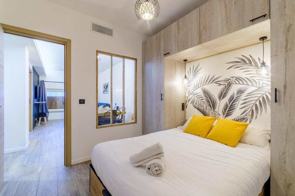 Vivez Antibes ! Logez A 6 Au Centre-Ville Bagian luar foto